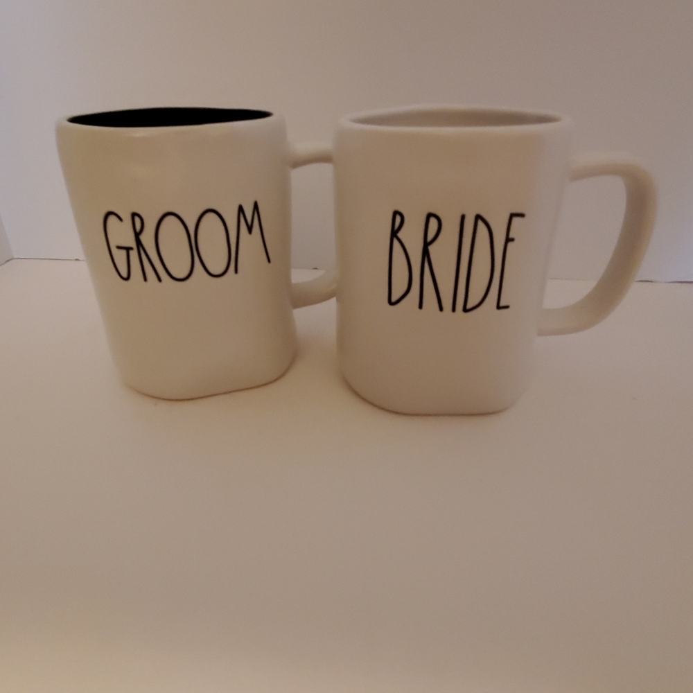 Rae Dunn Mugs